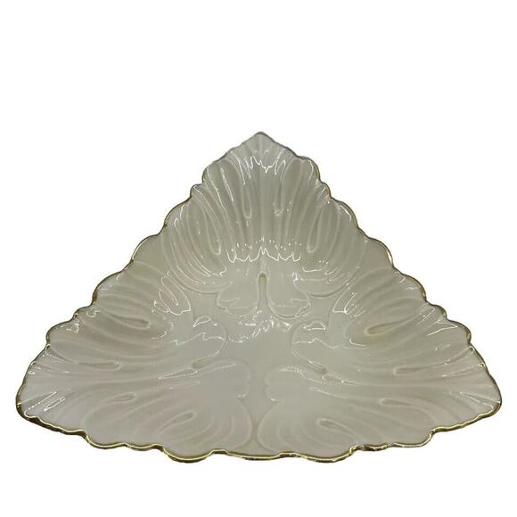 VTG MCM Lenox 24kt Gold Trim Triangle Shaped Dish/Jewelry Tray Porcelain Ivory - Picture 2 of 4